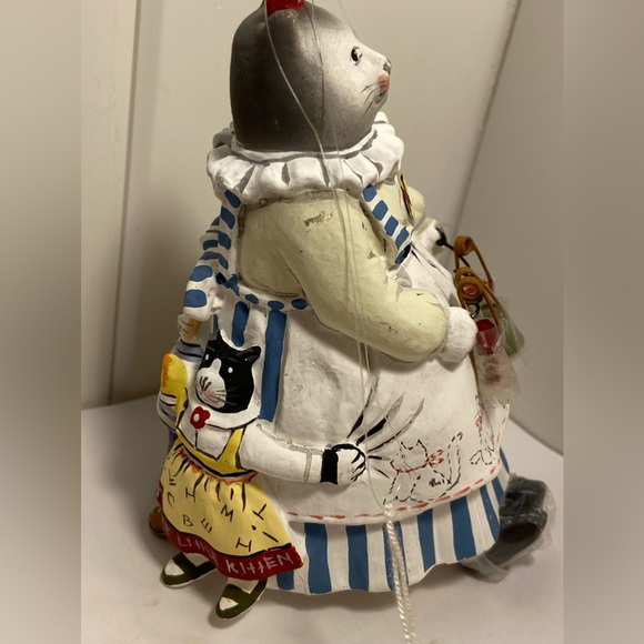 Vintage cat Ornament Dept 56 Christmas Storybook Village Three Little Kittens - Picture 5 of 16